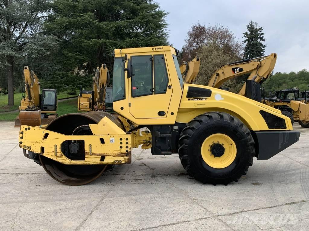 Bomag BW 213 D H-4 i Compattatori da suolo