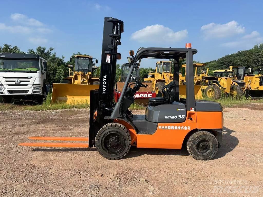 Toyota FD 30 Carrelli elevatori diesel