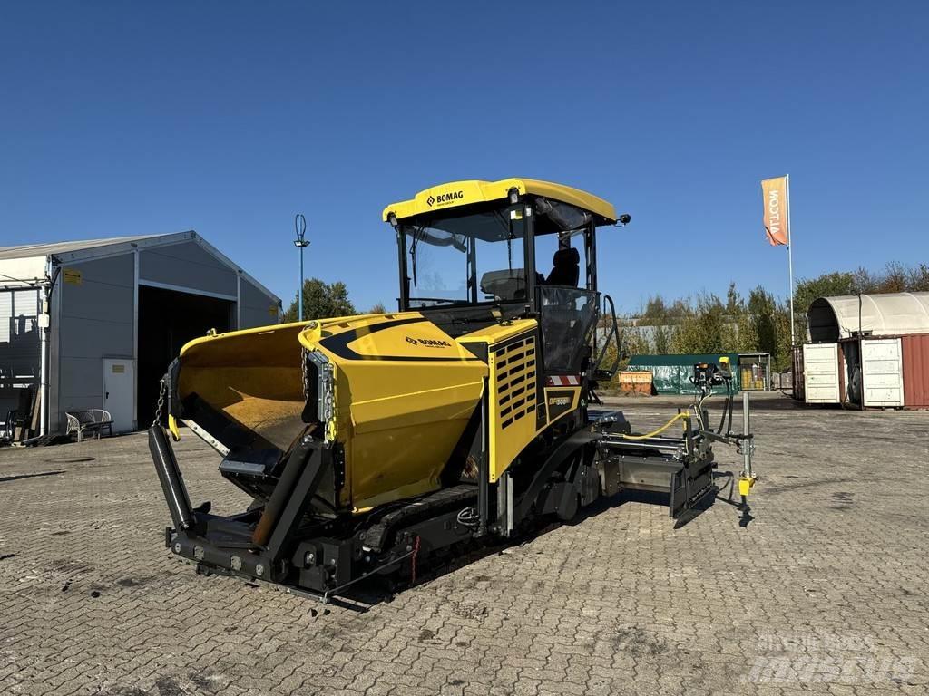 Bomag BF 300 C-2 Finitrici