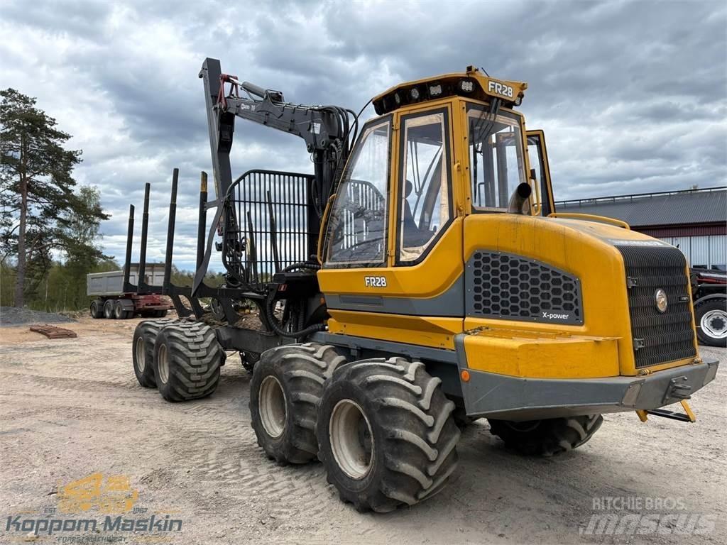 Sampo FR28 Forwarder
