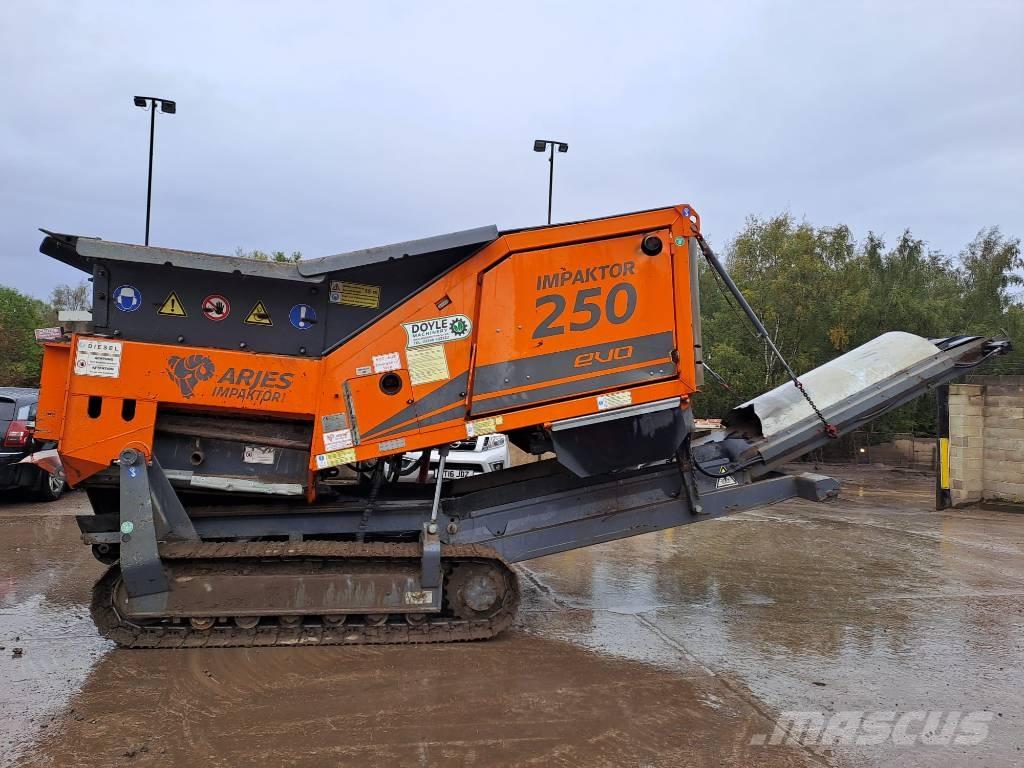 Arjes Impaktor 250 Frantoi mobili