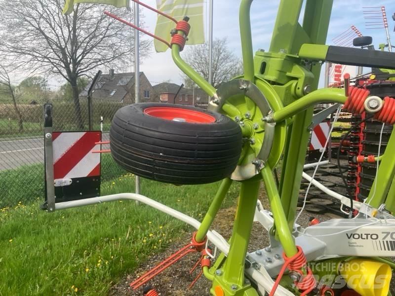 CLAAS Volto 700 Ranghinatori