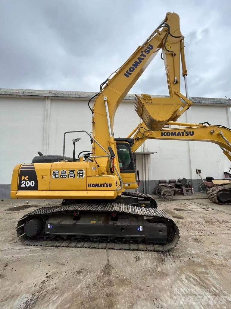 Komatsu PC 200-8N1 Escavatori cingolati