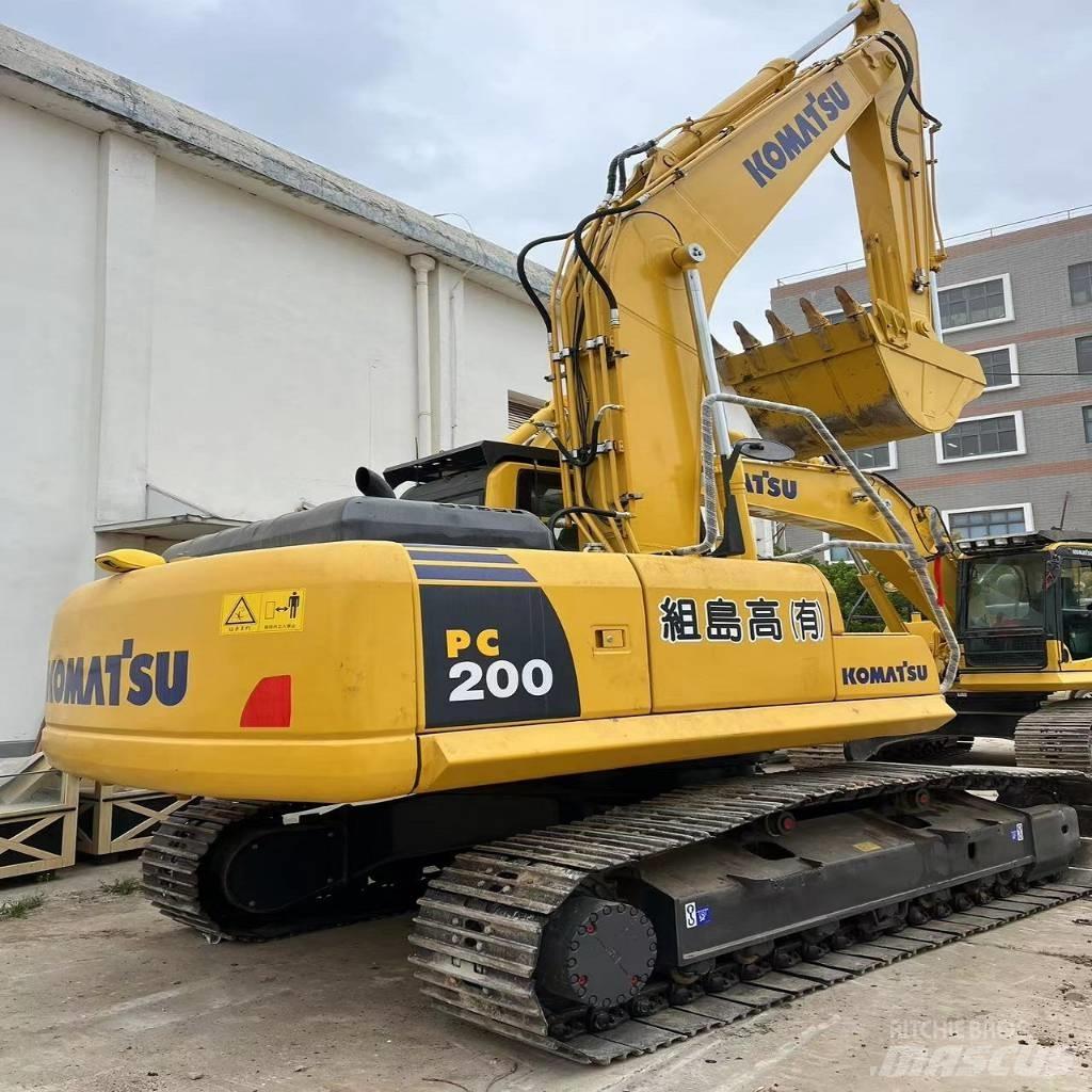 Komatsu PC 200-8N1 Escavatori cingolati