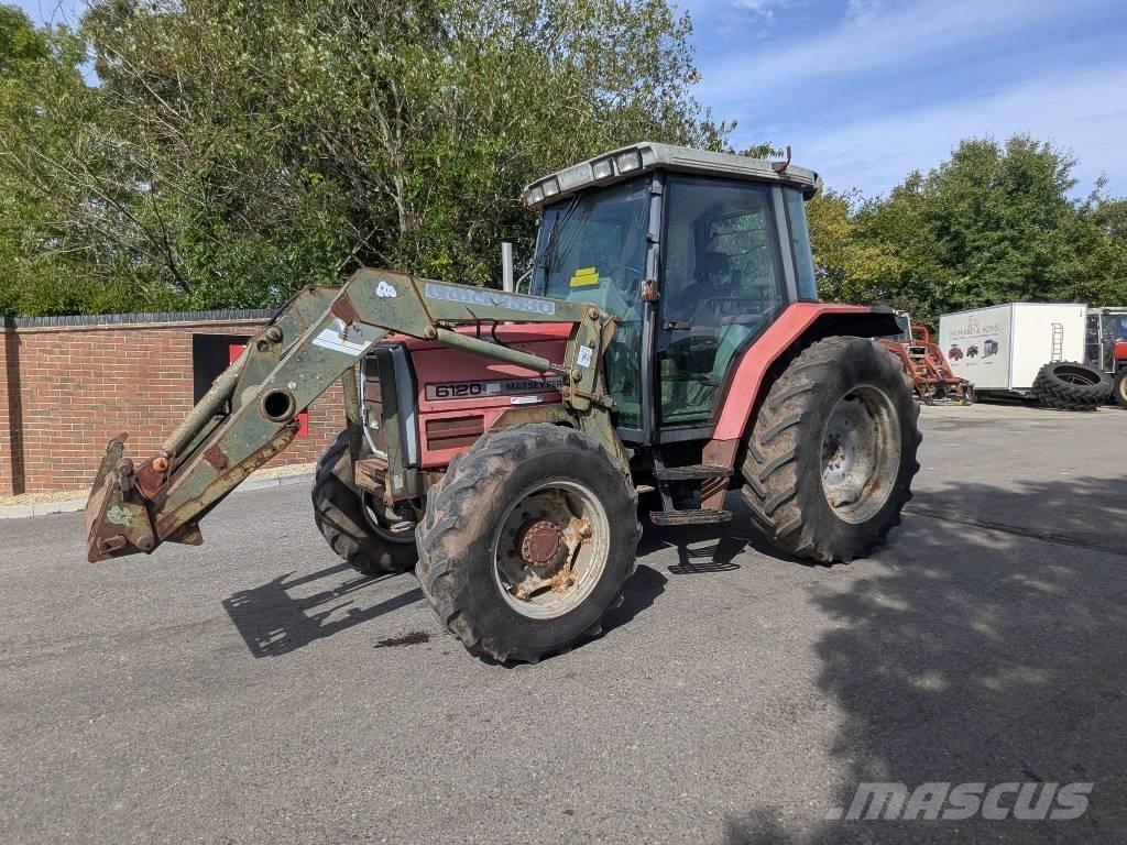 Massey Ferguson 6120 Trattori