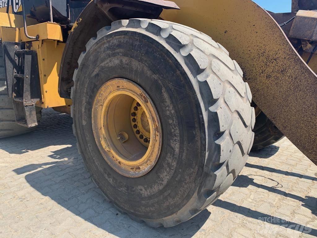 CAT 972 M Pale gommate