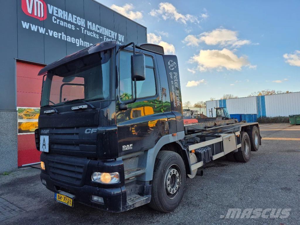 DAF 85.430 Camion con gancio di sollevamento