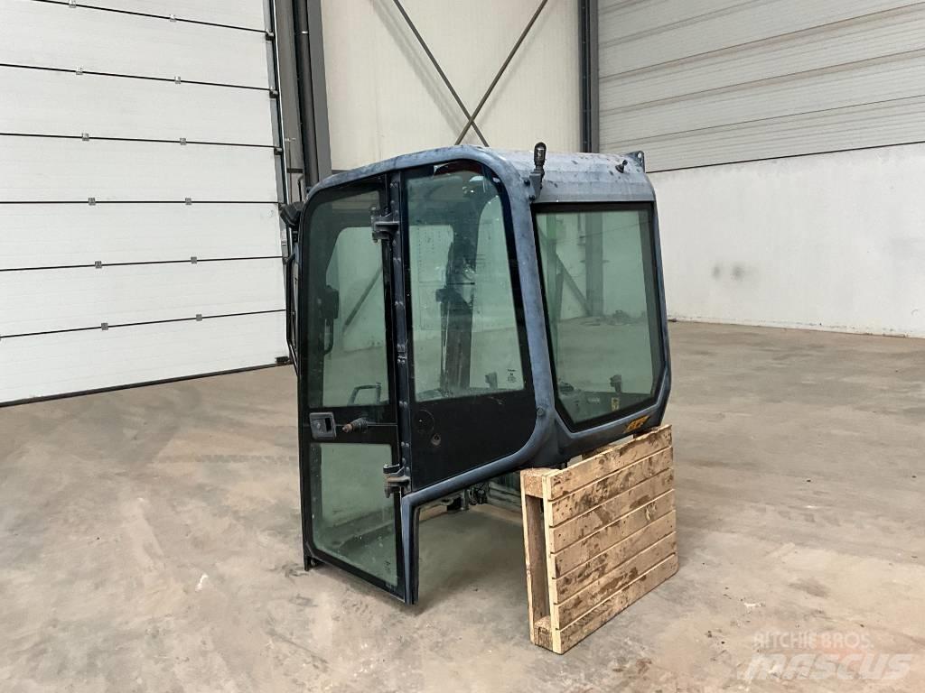 Kubota U 27-4 Cabine e interni