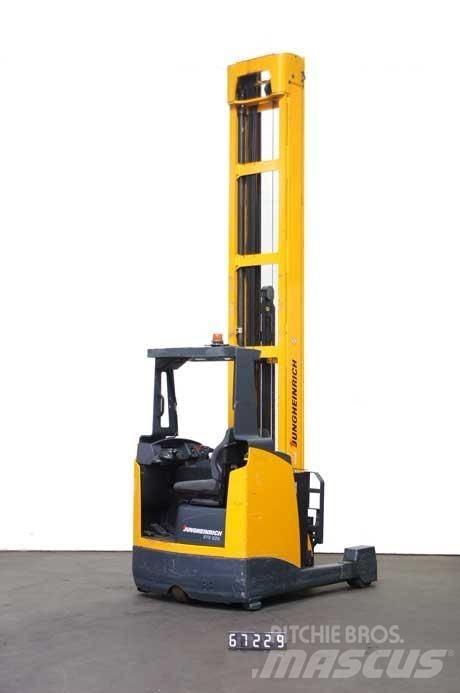 Jungheinrich ETV 325 Carrello retrattile