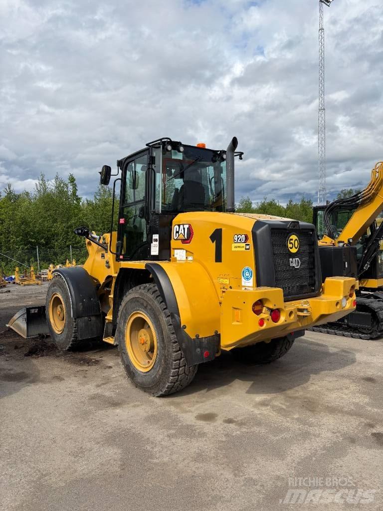 CAT 920 Pale gommate