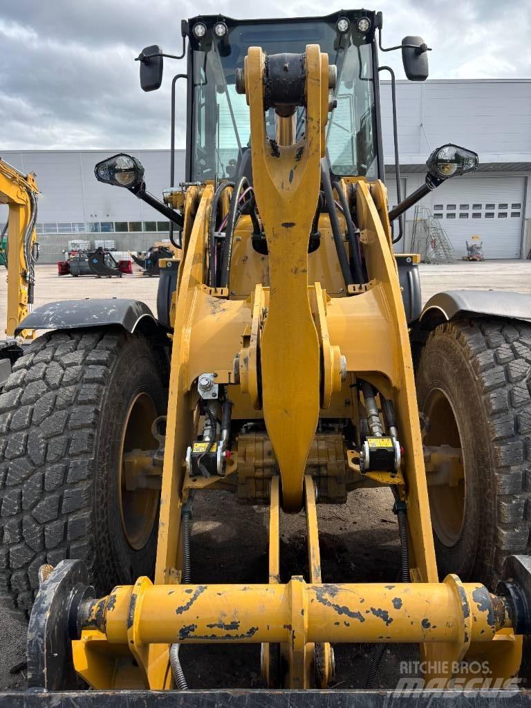 CAT 920 Pale gommate