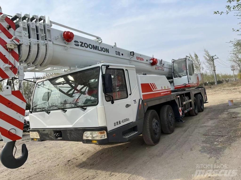 Zoomlion QY50V Gru per tutti i terreni