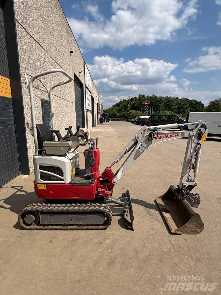 Takeuchi TB 210 R Miniescavatori