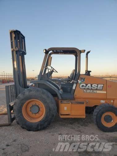 CASE 586H Elevatore per esterni