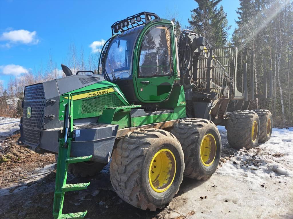 John Deere 1010G Forwarder