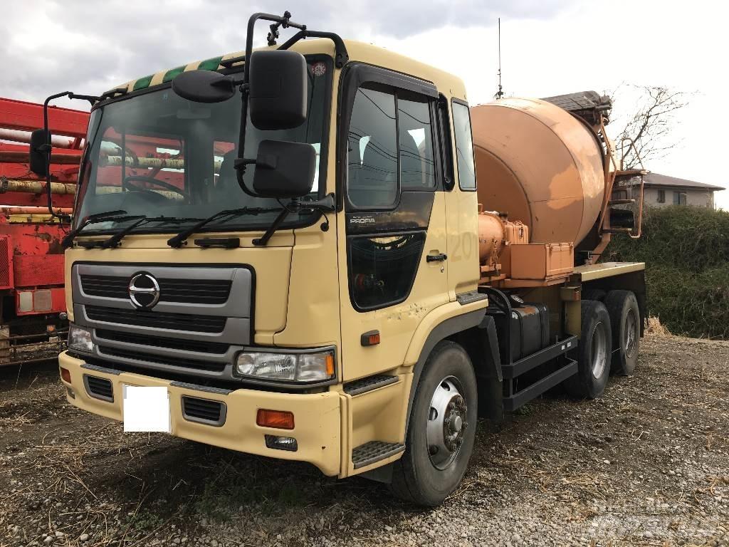 Hino FS2PKG10527 Autobetoniere