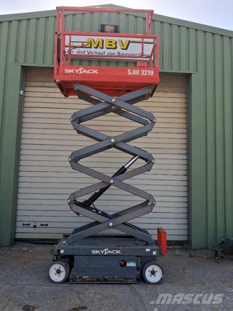 SkyJack SJ III 3219 Piattaforme a pantografo
