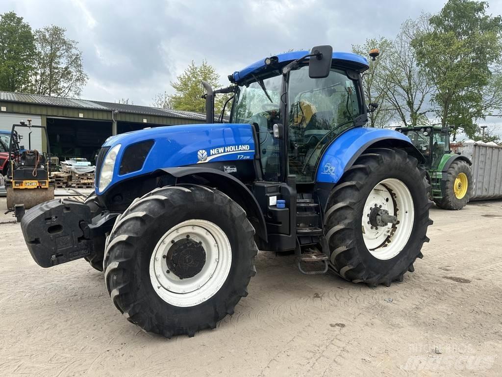 New Holland T7.235 Trattori