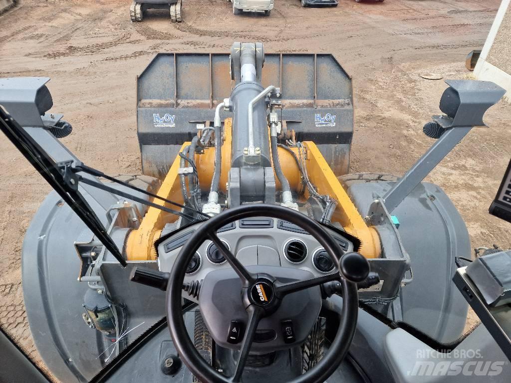 CASE 1021 G Pale gommate