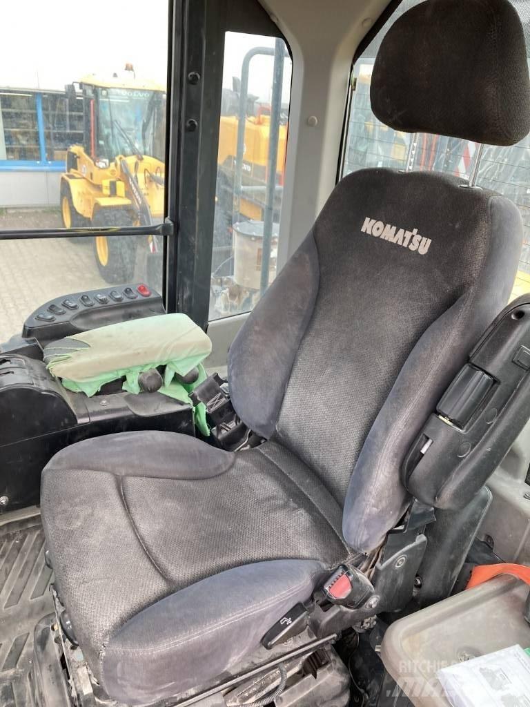 Komatsu WA 470-8 Pale gommate
