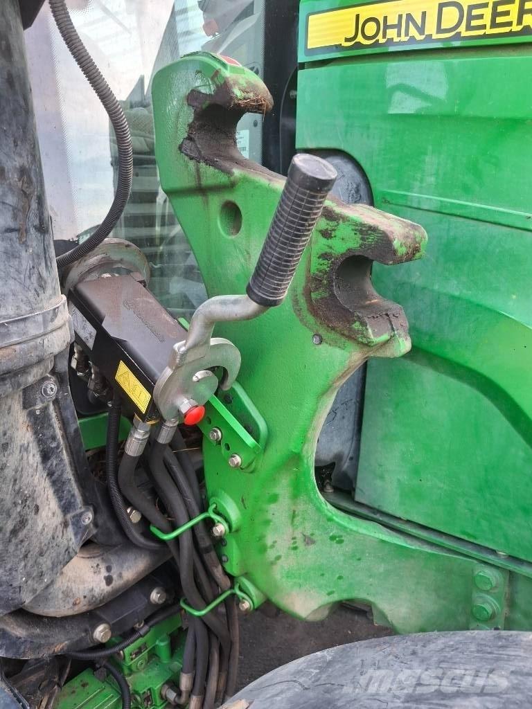 John Deere 6100M Trattori