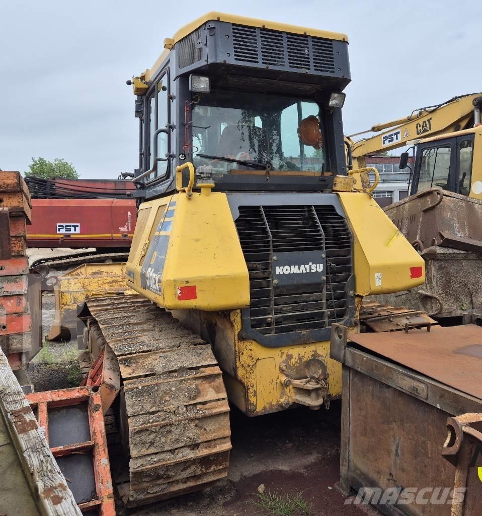 Komatsu D 51 EX-22 Dozer cingolati