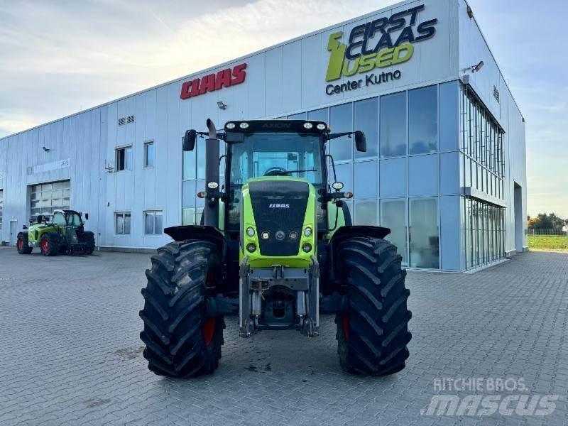 CLAAS AXION 810 Trattori