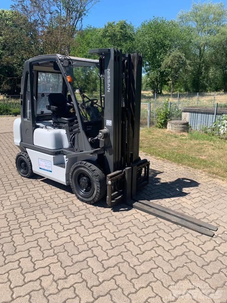 Nissan Y1D2A25Q Carrelli elevatori diesel