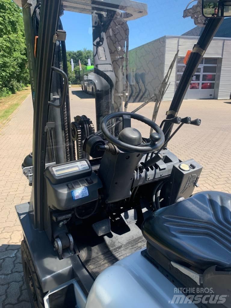 Nissan Y1D2A25Q Carrelli elevatori diesel