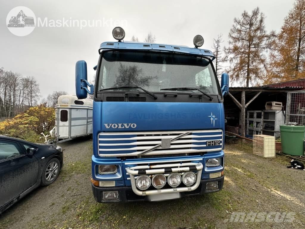 Volvo FH 12 Camion per trasporto animali