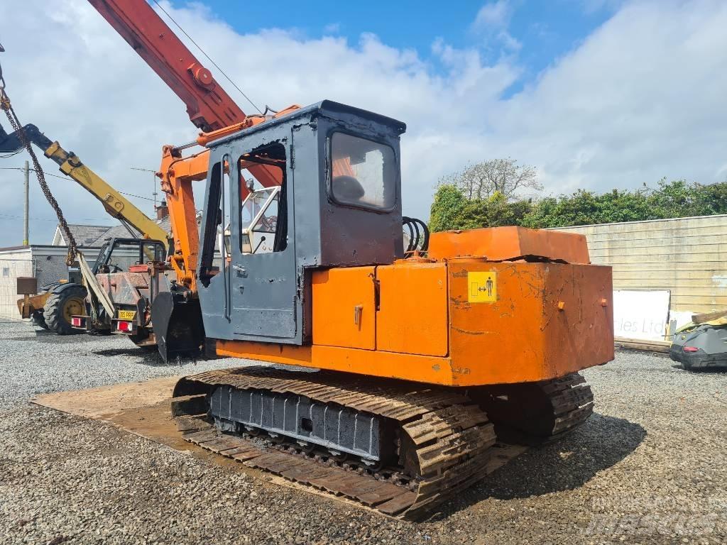 Hitachi UH 02 Miniescavatori