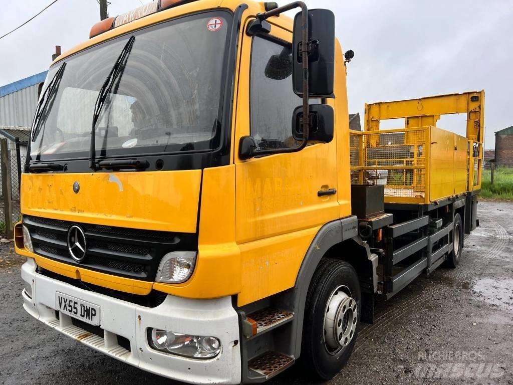 Mercedes-Benz 1318 Camion altro