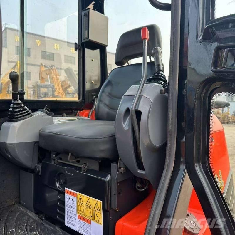 Kubota U 40 Miniescavatori