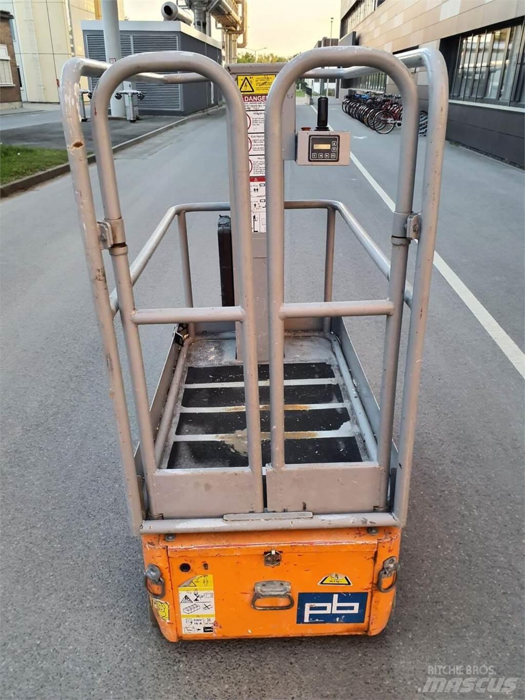 Manitou 60 V (01206) Sollevatori verticali