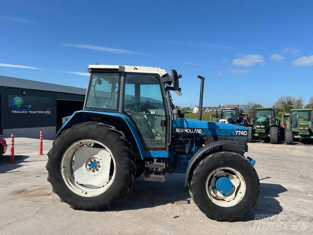 New Holland 7740 Trattori