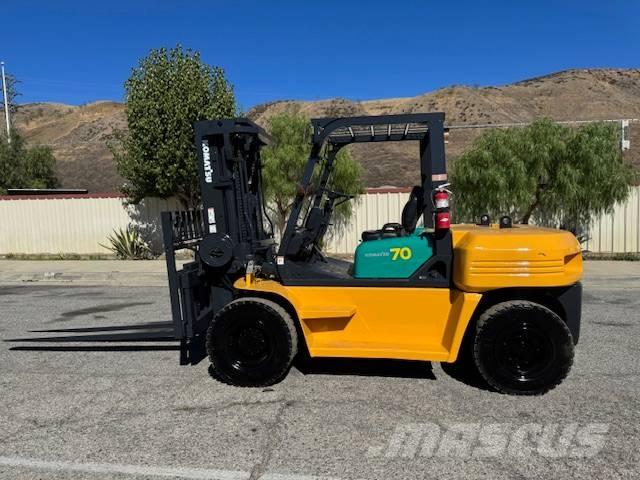 Komatsu FG 70 Carrello retrattile