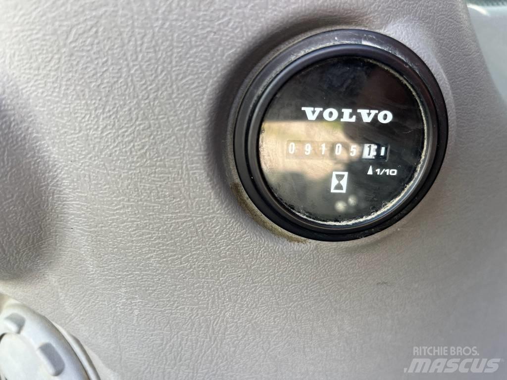 Volvo EC 300 EL Escavatori cingolati