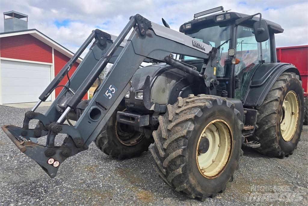 Valtra N141 HiTech Trattori