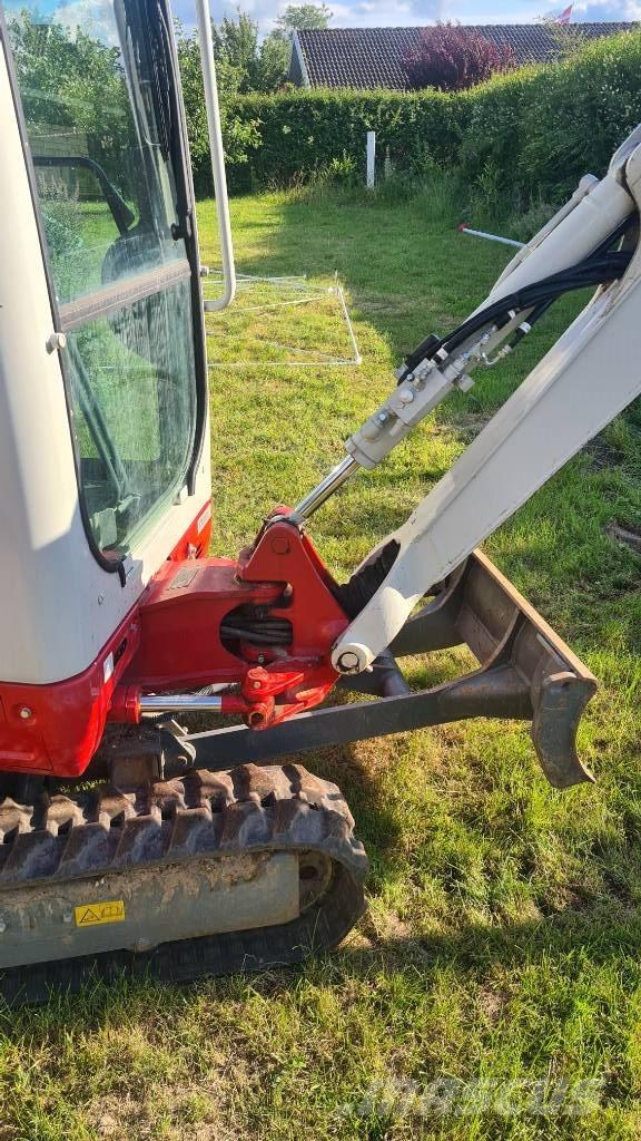 Takeuchi TB 216 Miniescavatori