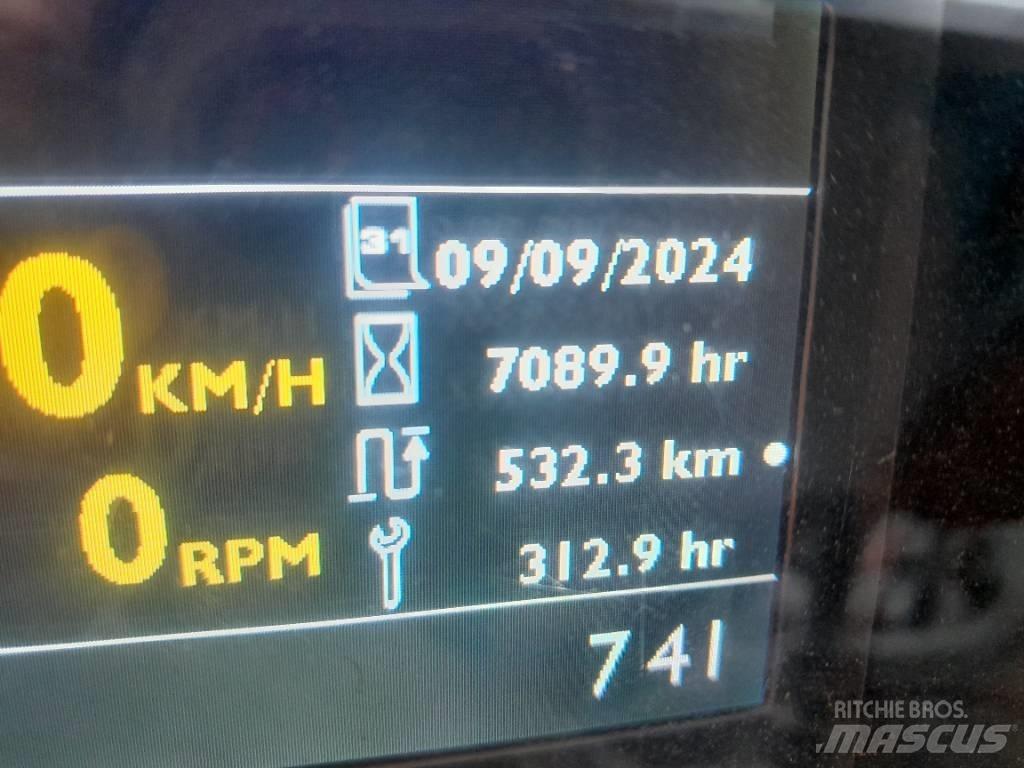 JCB TM 320 Sollevatori telescopici per agricoltura