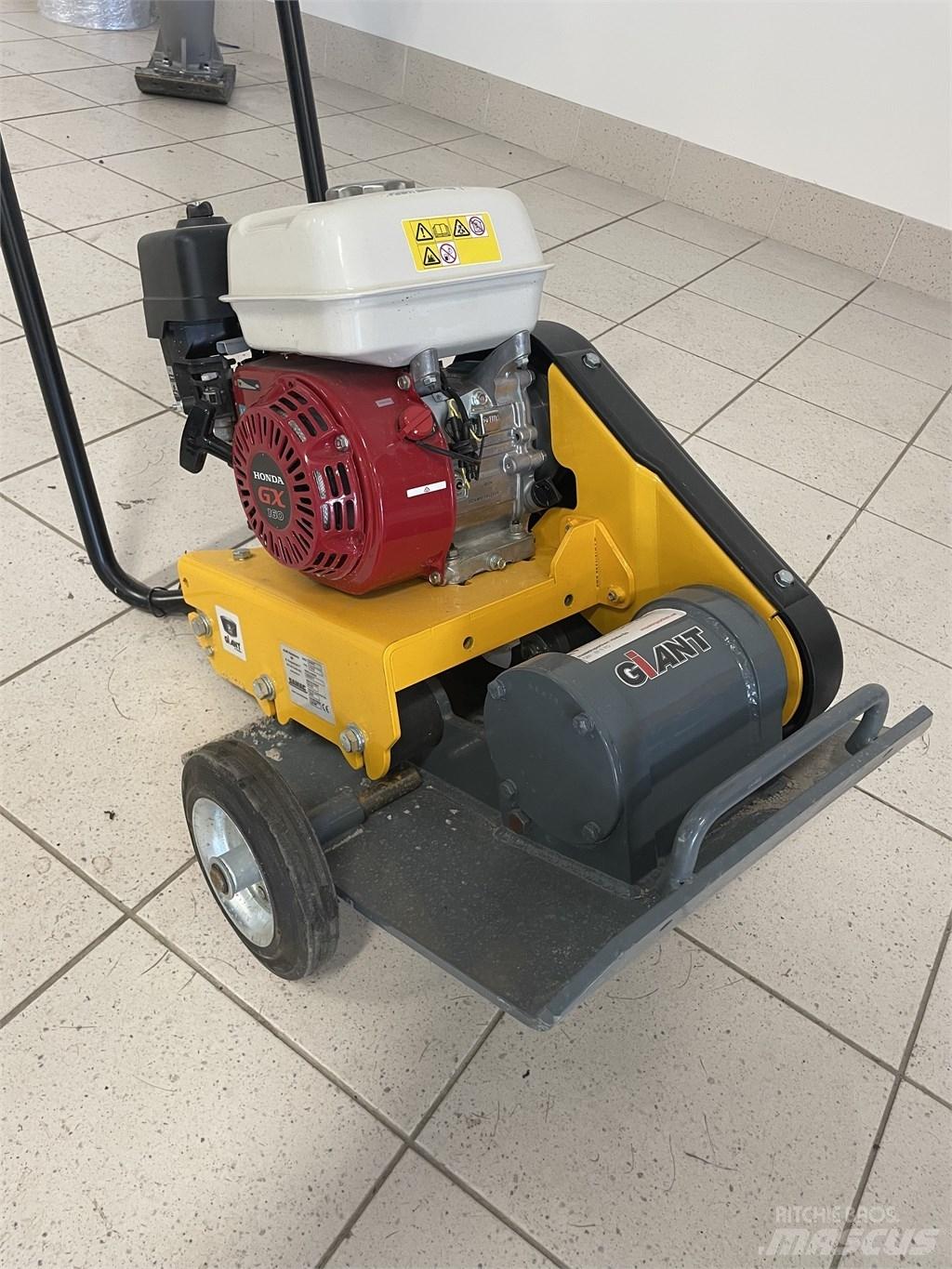GiANT GP1545G Vibratori