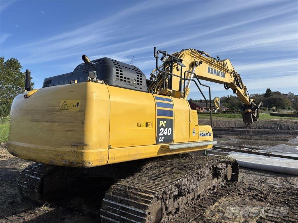 Komatsu PC240LC-11 Escavatori cingolati