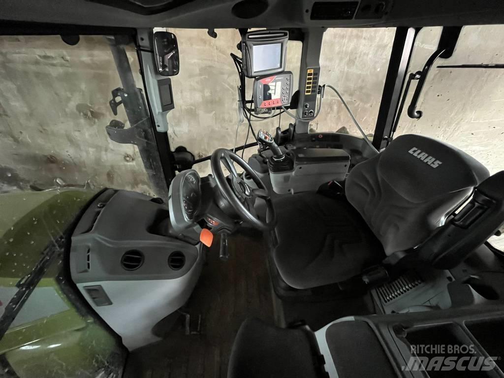 CLAAS Arion 460 Trattori