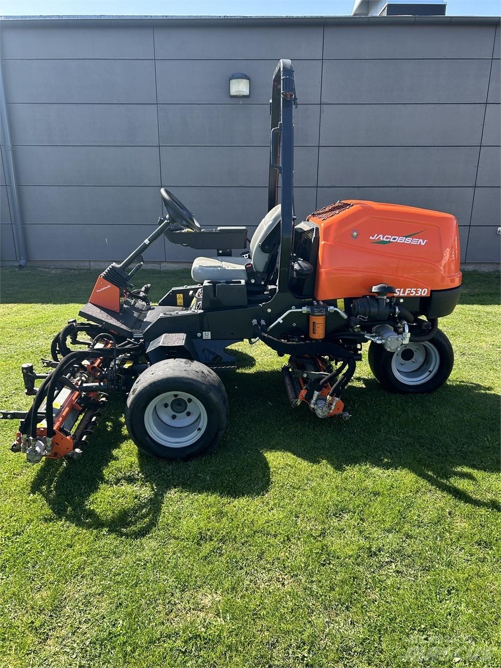 Jacobsen SLF530 Tosaerba per il fairway
