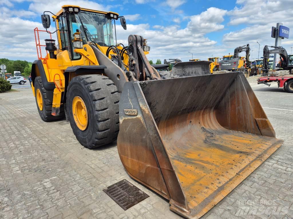 Volvo L 180 H Pale gommate