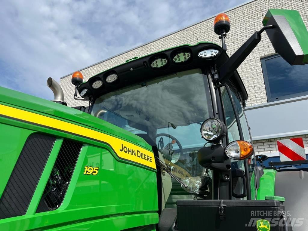 John Deere 6R195 Trattori