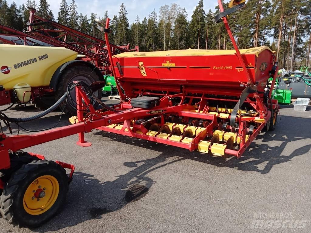 Väderstad Rapid400S Perforatrici