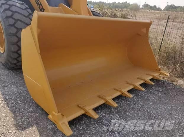 SDLG LG956F Pale gommate