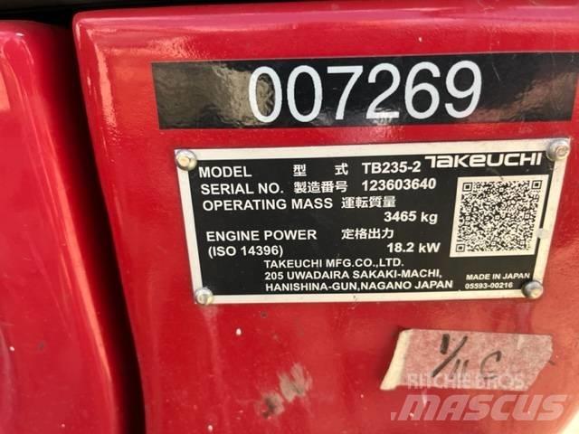 Takeuchi TB235 Miniescavatori