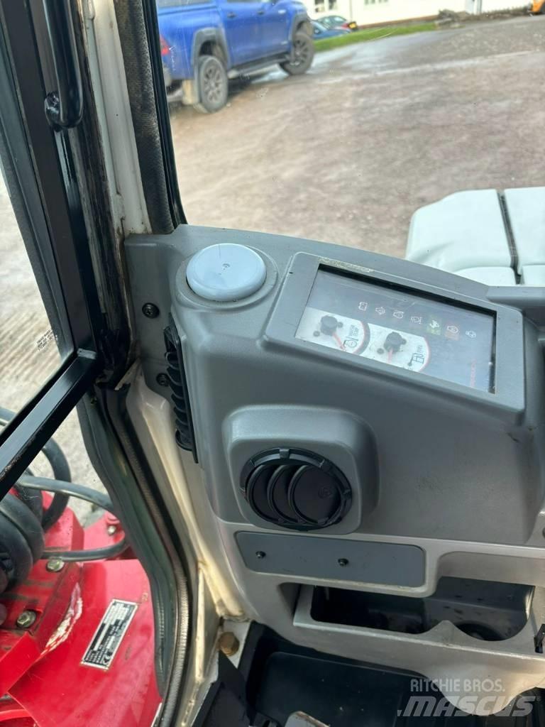Takeuchi TB 250 Miniescavatori